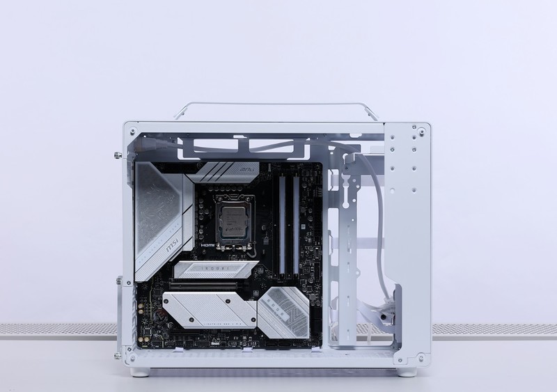 2024年2月主流M-ATX配置：14600K+4070Super搭配乔思伯Z20装机分享