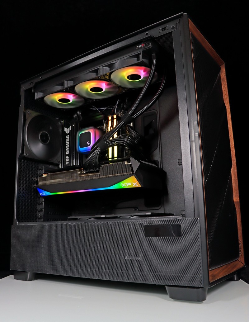 重塑 70 性价比荣光！AMD Radeon RX 9070 XT & RX 9070 首发评测