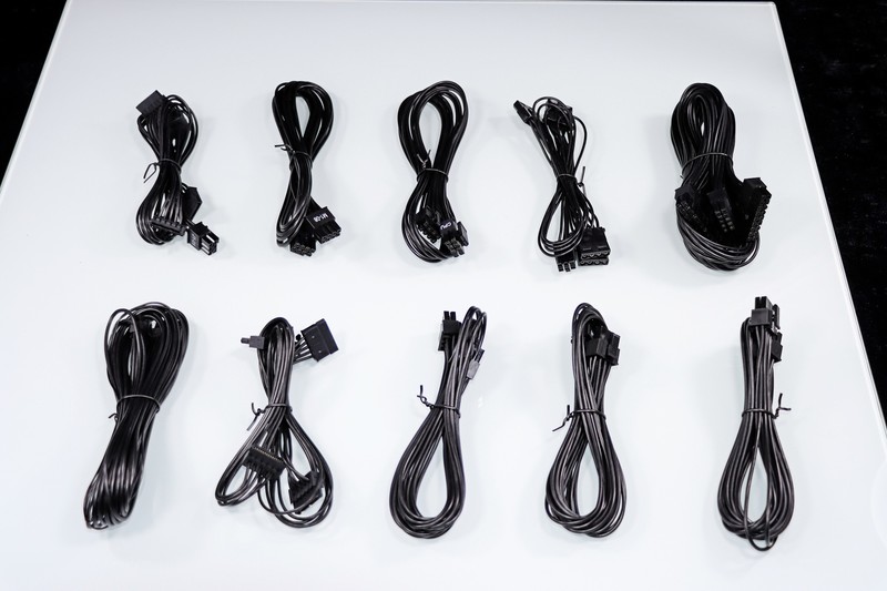 重塑 70 性价比荣光！AMD Radeon RX 9070 XT & RX 9070 首发评测