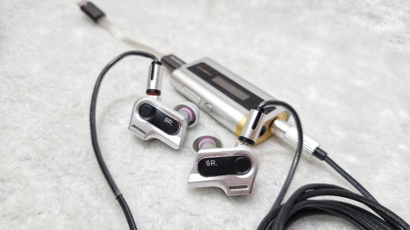 氛围宽松，如临现场！COLORFLY七彩虹SR耳机&L系列解码器体验