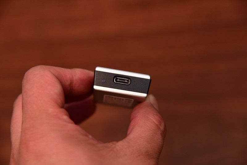 #外设# 移动SSD速度天花板！金士顿XS2000读写2000MB/S