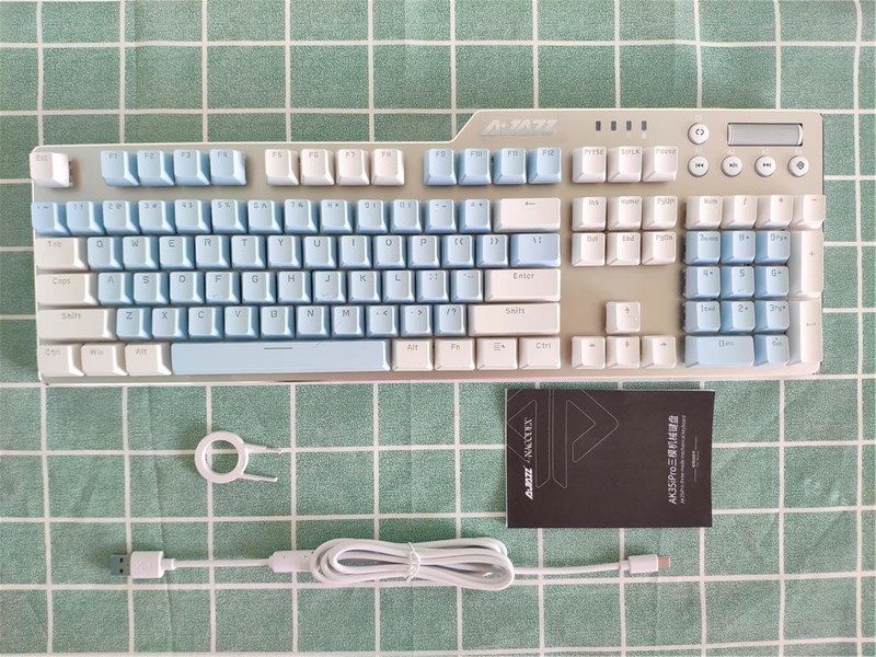 高性价比的104键三模机械键盘，黑爵AK35i Pro全新体验