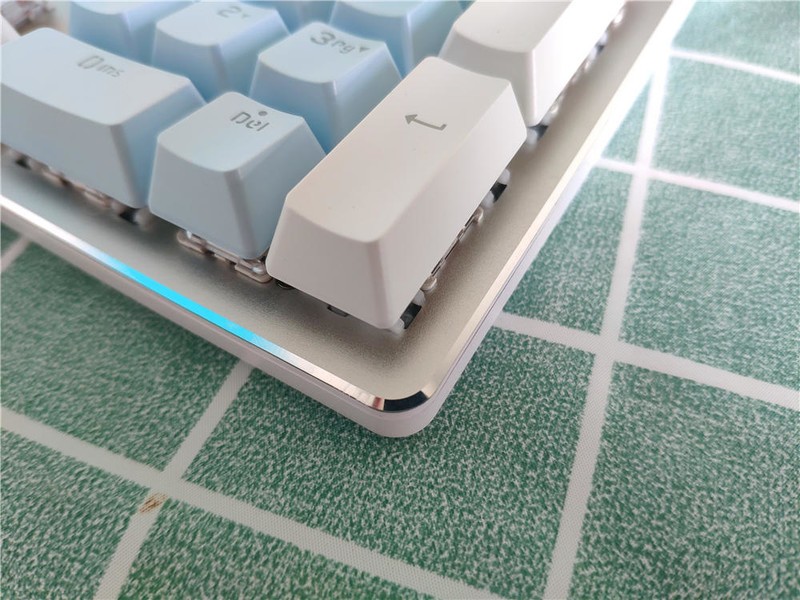 高性价比的104键三模机械键盘，黑爵AK35i Pro全新体验