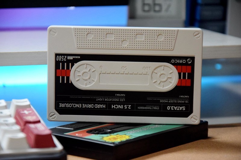 情R节的复古记忆，ORICO磁带硬盘盒,让闲置硬盘用起来