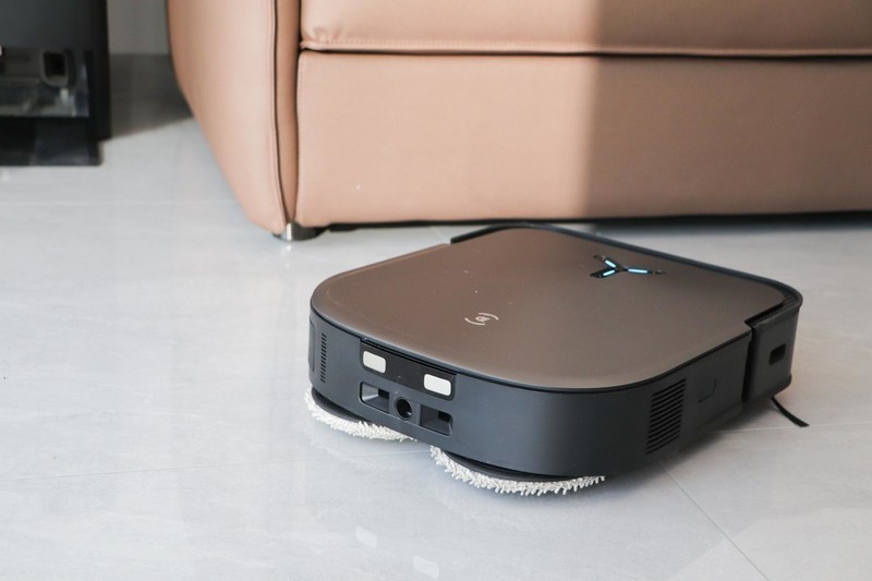 双11闭眼入科沃斯地宝X2系列：AI强力加持，扫地机器人会思考