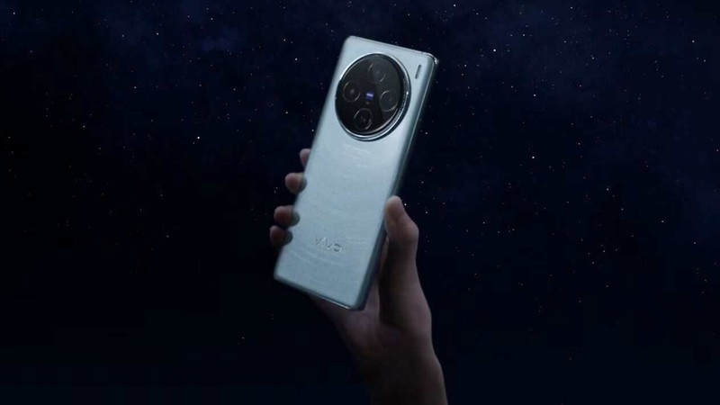 宛如科技与艺术的结晶，vivo X100系列设计拉满，无可挑剔