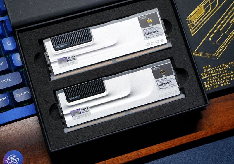 买6400频率内存白嫖变上8000 光威神武DDR5内存超频体验