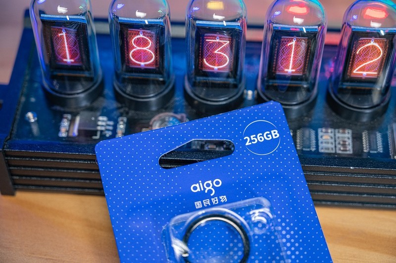 小配件大用心，狂飙150MB又快又安心，aigo U310 pro高速U盘