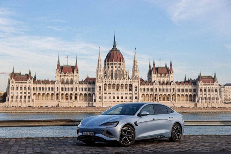 中国新能源汽车在取得巨大成功！海外主流媒体对比亚迪高度认可