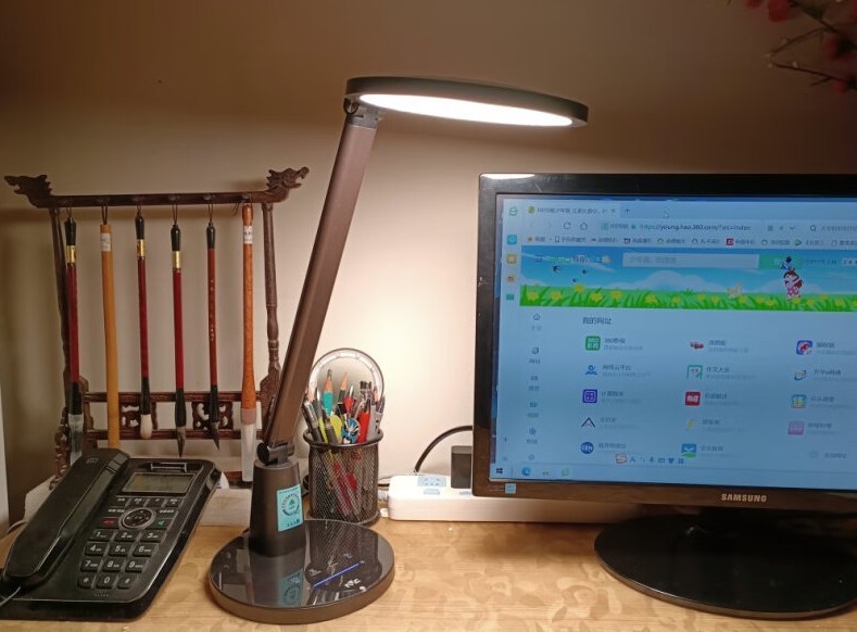 台灯的十大品牌有哪些？十大护眼灯品牌推荐