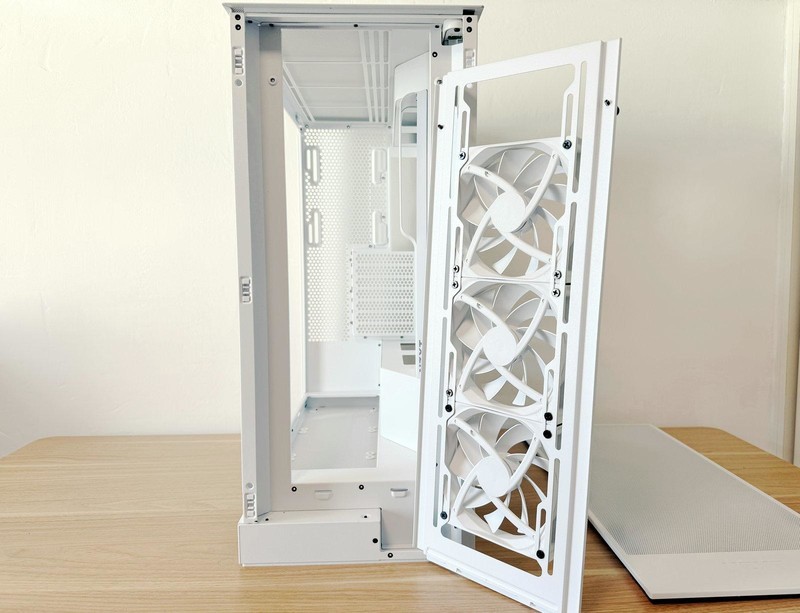 个头高颜值高散热好，恩杰NZXT H7 FLOW 机箱装机体验来了