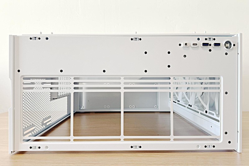 个头高颜值高散热好，恩杰NZXT H7 FLOW 机箱装机体验来了