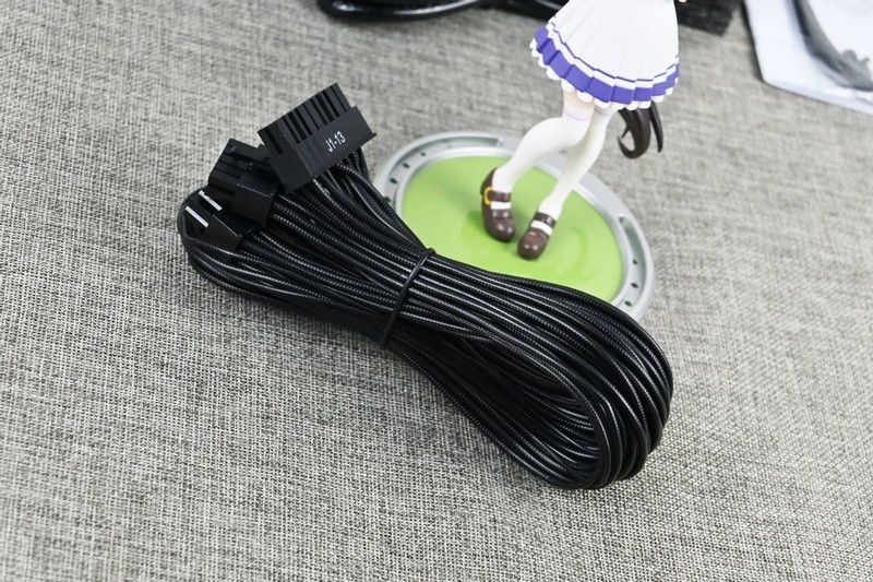 九州风神PQ1000P白金统治者全模组电源开箱：实在的高效率千瓦