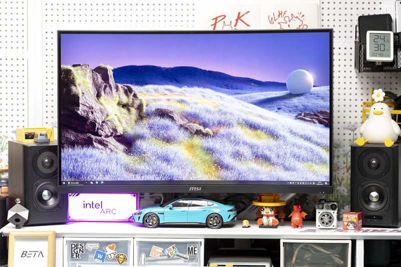 一键切换160Hz和320Hz，MAG 321CUPDF黑刃电竞显示器使用体验