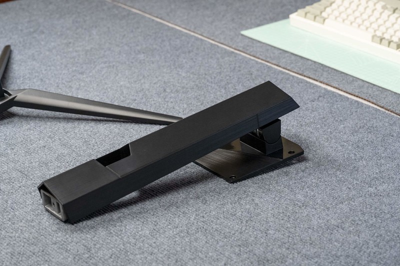 一键切换160Hz和320Hz，MAG 321CUPDF黑刃电竞显示器使用体验