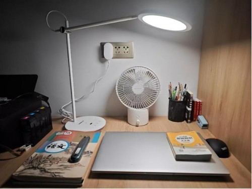 学生护眼灯品牌排行前十名分享：小学生护眼灯哪个牌子好用又实惠