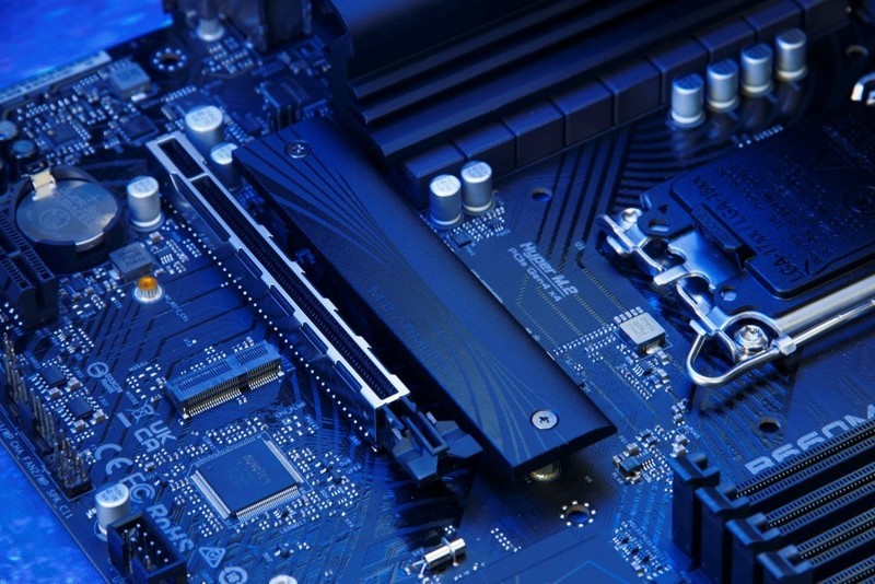 超频使得性价比提升，华擎B660M黑潮风暴配置推荐