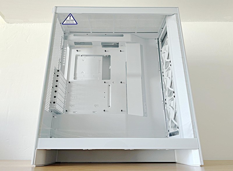 个头高颜值高散热好，恩杰NZXT H7 FLOW 机箱装机体验来了