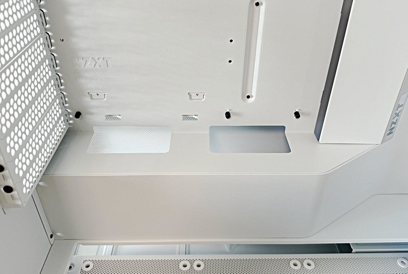 个头高颜值高散热好，恩杰NZXT H7 FLOW 机箱装机体验来了