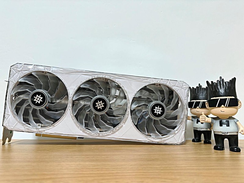 个头高颜值高散热好，恩杰NZXT H7 FLOW 机箱装机体验来了