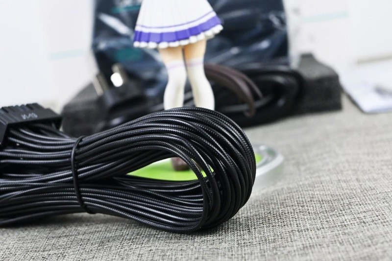 九州风神PQ1000P白金统治者全模组电源开箱：实在的高效率千瓦