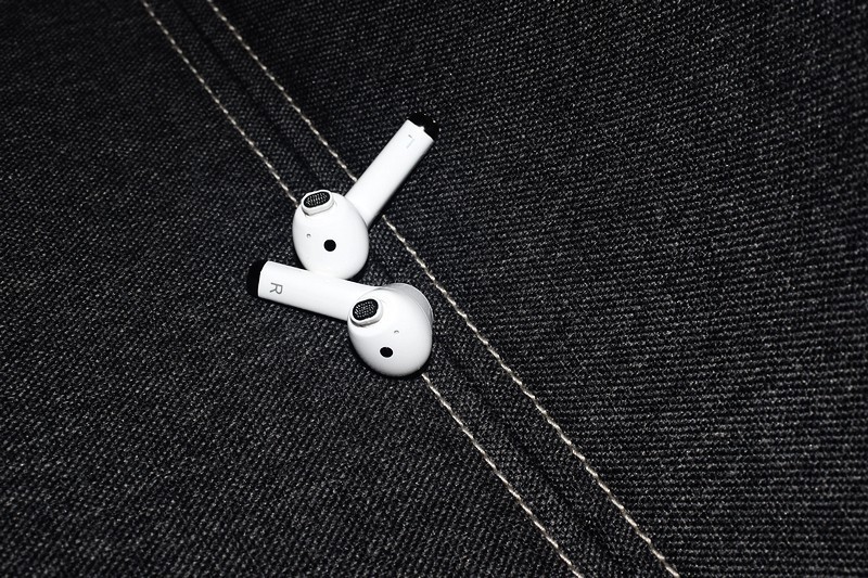 老人听力下降怎么办？助听器有用么？町石助听器属于什么档次？