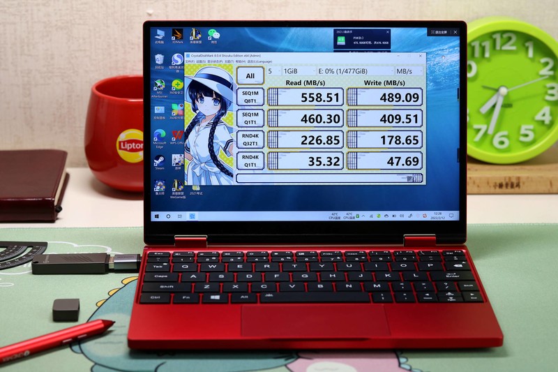 传统U盘的“劲敌”来了，一样的体积10倍的性能，斐数固态U盘体验