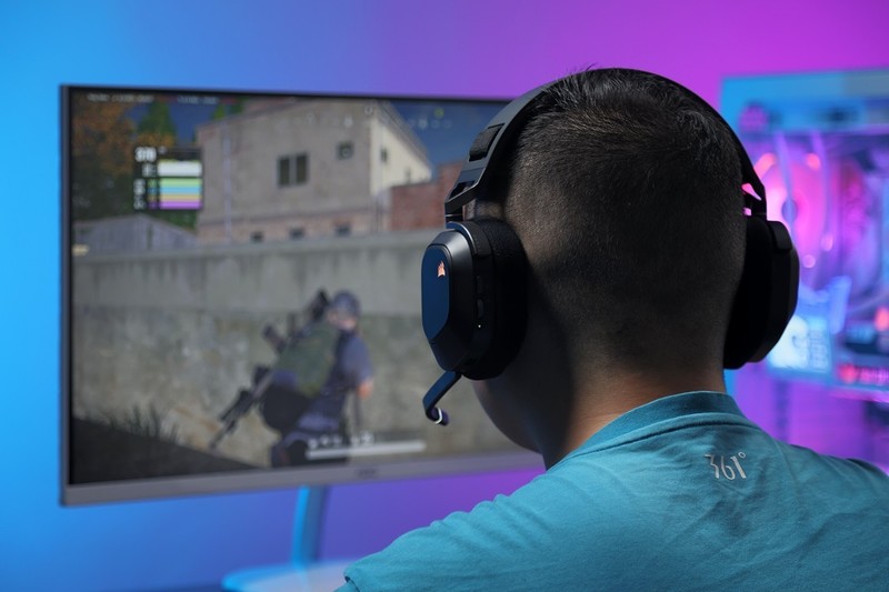 有钱就能任性！美商海盗船K100 AIR 无线机械键盘+ HS80 无线耳机