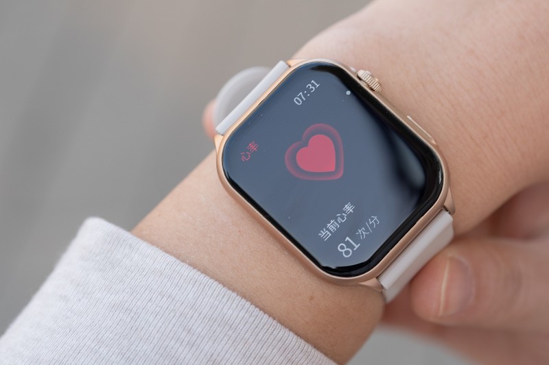 联想Lenovo Watch Fit智能手表评测：时尚与功能并存的高性价比之选