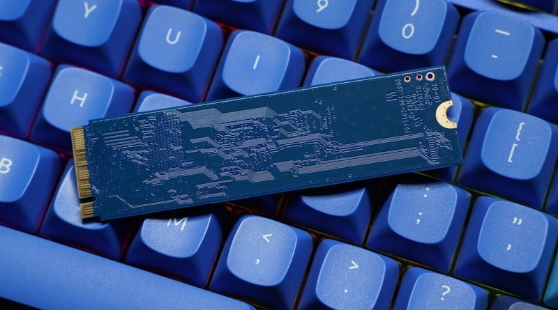 高颜值有实力 技嘉Z890 AORUS PRO ICE电竞冰雕评测