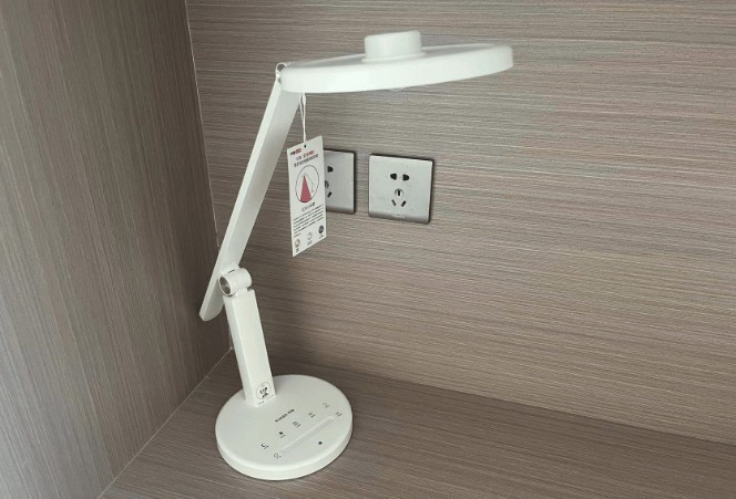 孩子护眼灯怎么选购好一点？选购护眼灯一定要注意的六个关键点