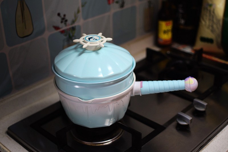 萌萌哒 颜值高大上，自用帝伯朗棒棒糖奶锅种草反馈~