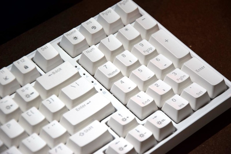 游戏外设党福音，钛度K850彩戏师，全键热插拔的百元机械键盘