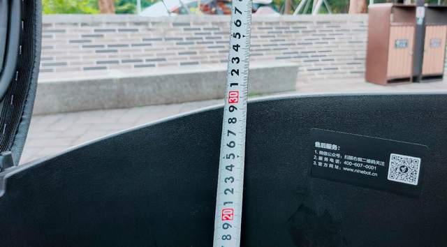 号称优化N系列所有短板，九号M95C电摩评测：107km+解决死亡摇摆