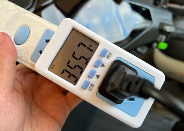 号称优化N系列所有短板，九号M95C电摩评测：107km+解决死亡摇摆