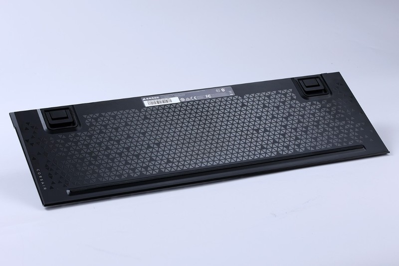 有钱就能任性！美商海盗船K100 AIR 无线机械键盘+ HS80 无线耳机