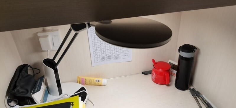 孩子用什么样的灯对眼睛没有伤害？分享多款满分护眼台灯