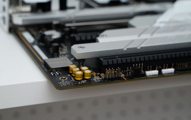 挤牙膏？ i5 13600KF大战i5 14600KF ROG Z790吹雪S体验