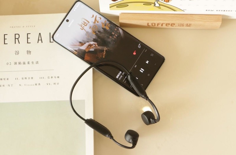 长辈听力退化怎么办？左点骨传导助听器体验，你想知道的这里都有