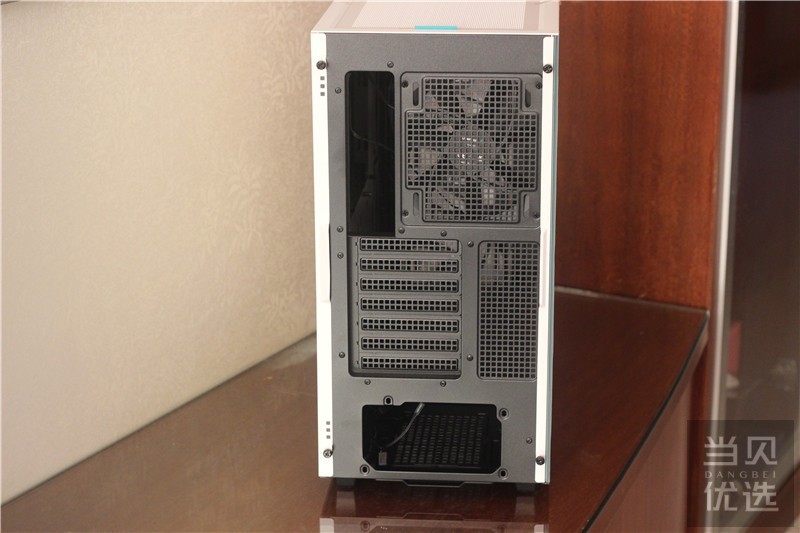 纯白高颜值，强化散热，九州风神幻境Pro CK560WH