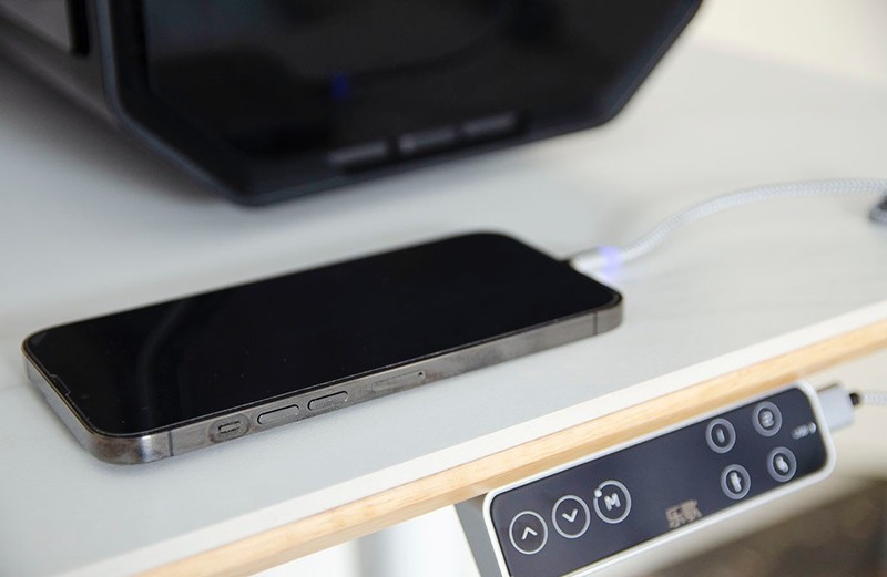 从攻略到实战，塑造生活和工作中的幸福感，乐歌E6升降桌入手体验