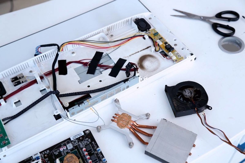 跨越了一个春节，记录老司机想捡垃圾但差点翻车的装机过程