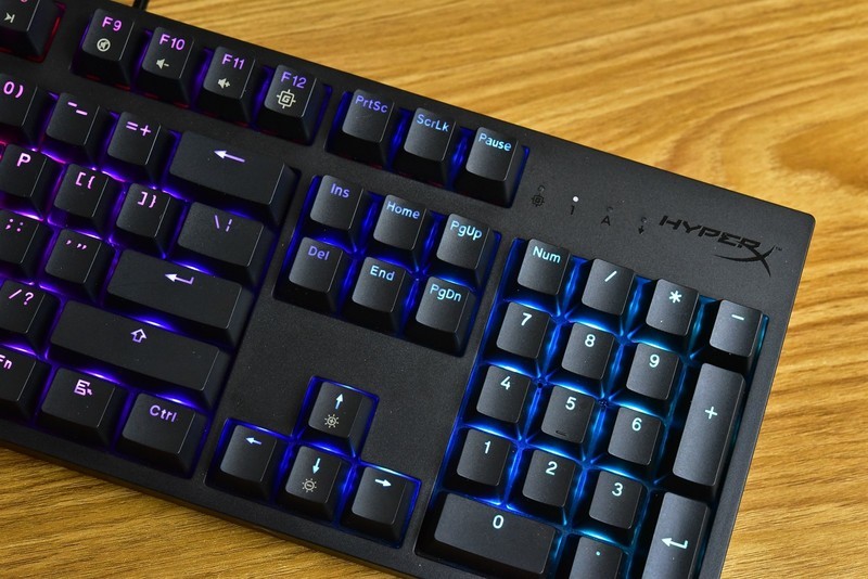 比红轴还快的火轴！HyperX MARS2机械键盘上手