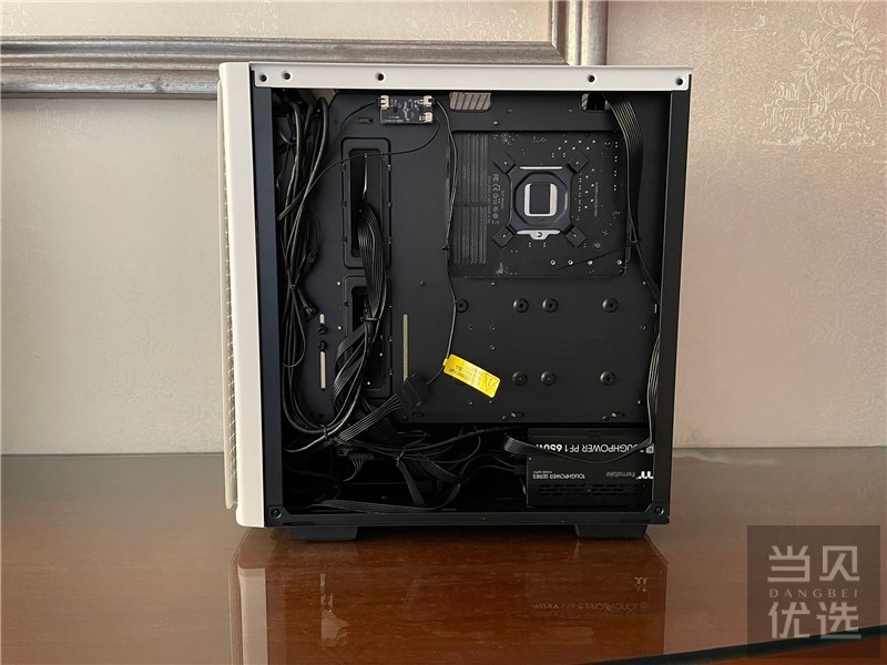 纯白高颜值，强化散热，九州风神幻境Pro CK560WH