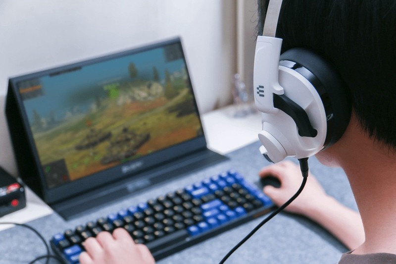 森海旗下！音珀H3 White电竞耳机，价格亲民，游戏爱好者的理想选择？