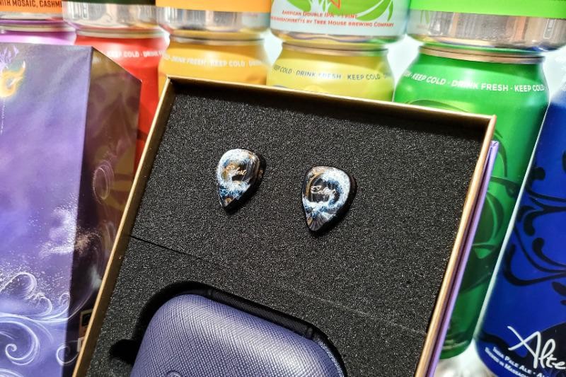 融合传统文化与现代科技，凤鸣天音celest旗舰耳机精卫体验