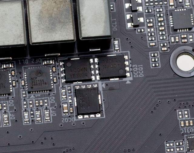 强劲供电，用料扎实——技嘉小雕B760M AORUS ELITE拆解实测