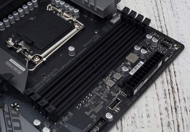 强劲供电，用料扎实——技嘉小雕B760M AORUS ELITE拆解实测