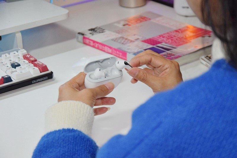 降噪耳机难选？Hi-Res金标认证的泥炭Capsule3 Pro,素质有点咋舌