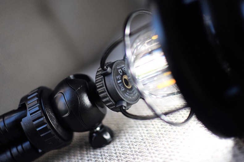 寻找心中最原始的欢愉 夕影Mini复古双光源露营灯相伴